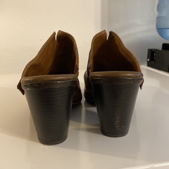 BOC distressed leather clogs size 9 - Picture 4 of 10